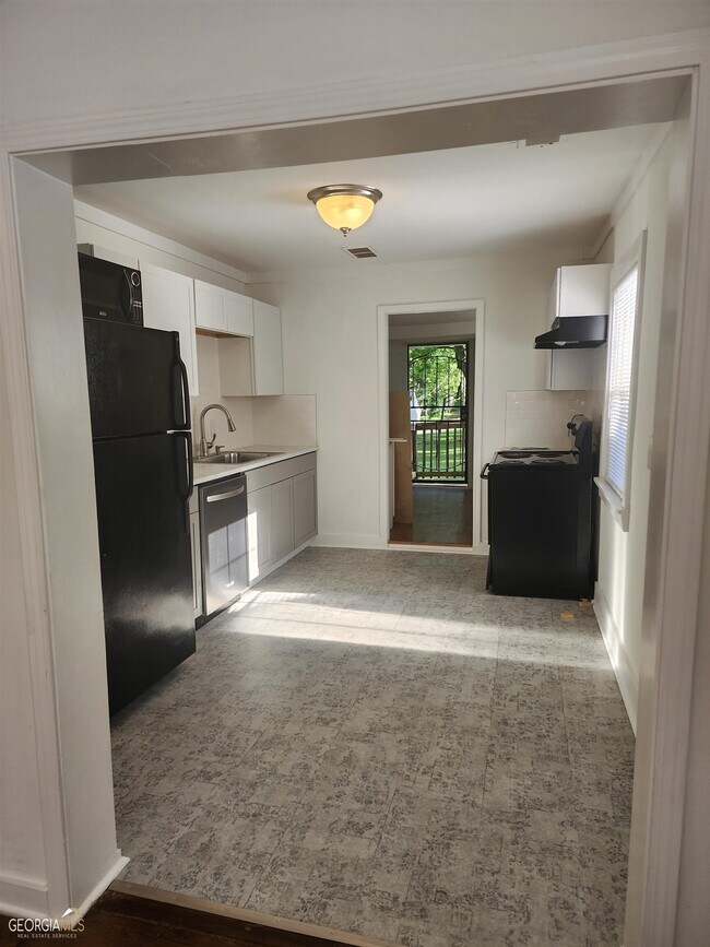 Photo - 2577 Eastwood Dr