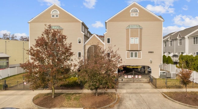 Building Photo - 2660 North Ave Unit 238