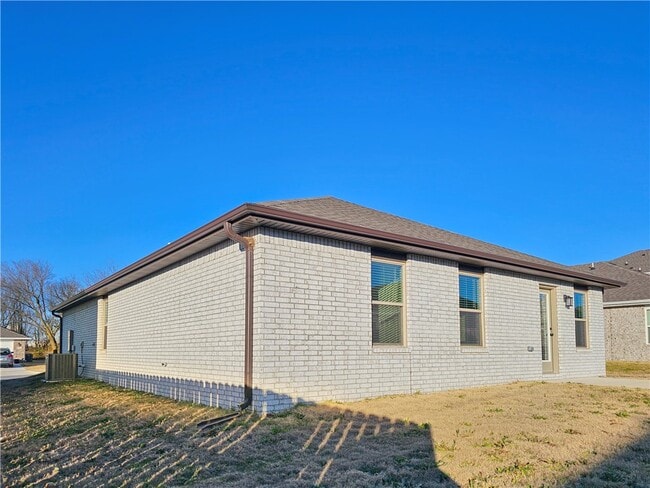 2091 Bluebonnet Ln