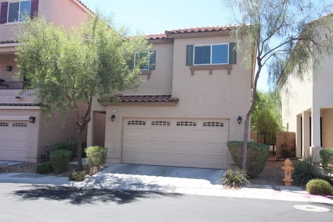 Wonderful Southwest 3 Bedroom Home - Wonderful Southwest 3 Bedroom Home