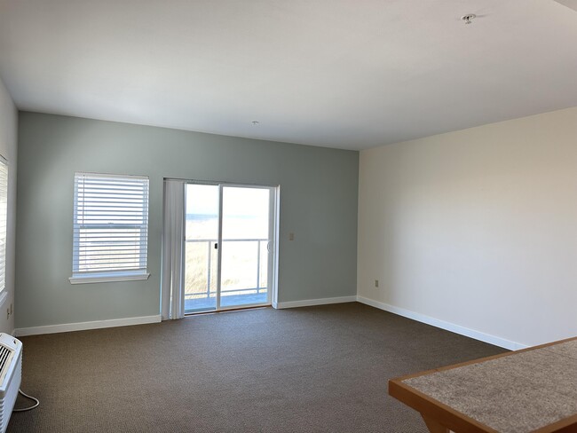 Photo - 1307 Ocean Shores Blvd SW