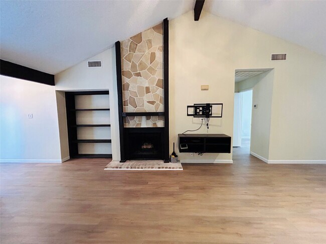 Photo - 11699 Village Pl Dr