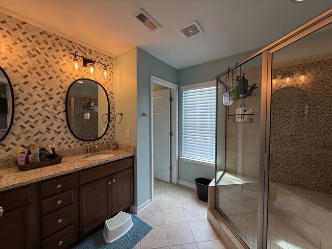 Photo - 8049 Ellendale Dr