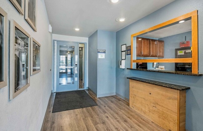 Furnished Studio-Indianapolis - Lawrence