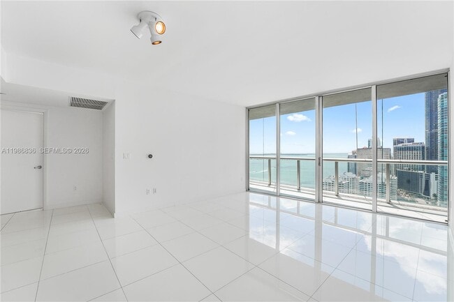 Building Photo - 495 Brickell Ave Unit 3311