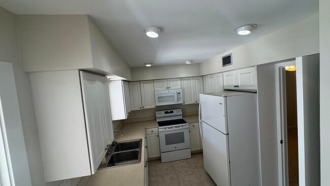 Photo - 2704 Cardinal Dr