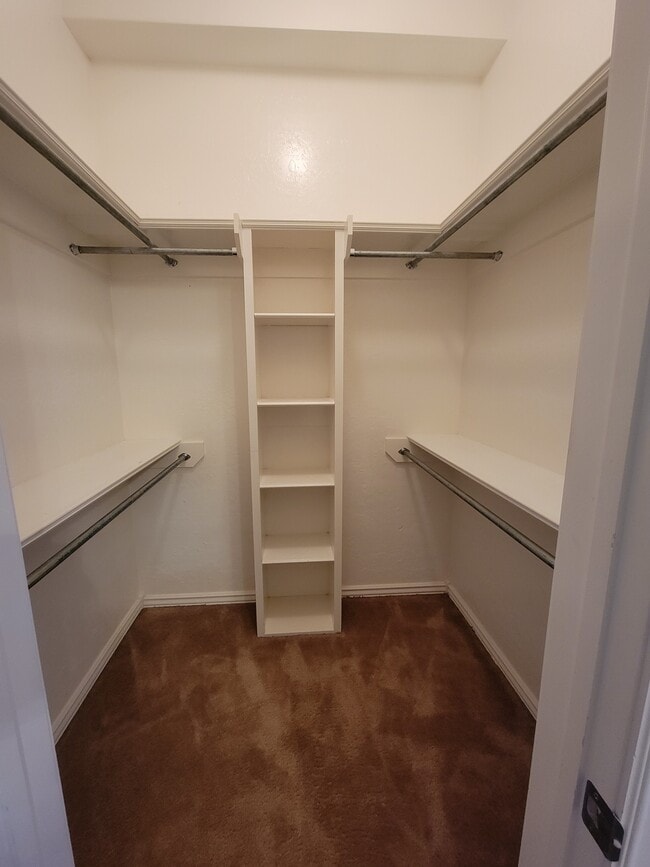 Master Walk-In Closet - 1308 SW B Ave Unit A