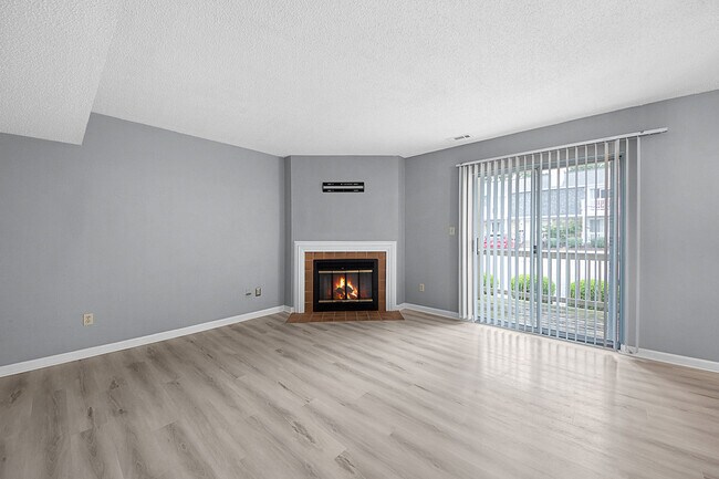 Photo - 8912 Cardinal Terrace