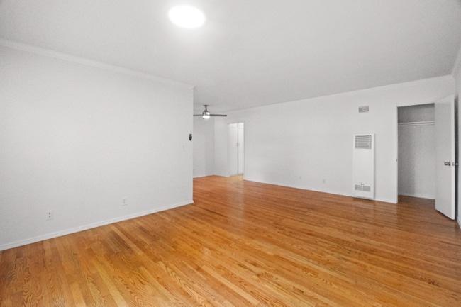 Photo - 2001 Beachwood Dr Unidad 10