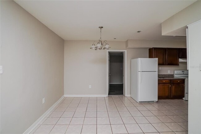 Photo - 6129 Hialeah St