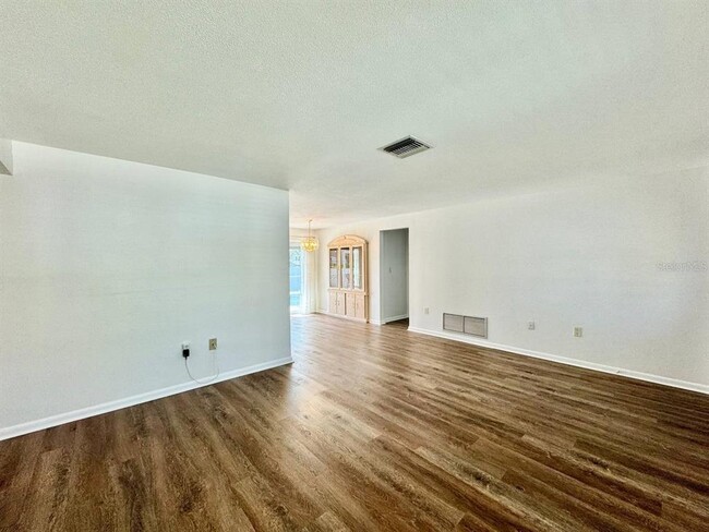 Photo - 1145 Stewart Dr