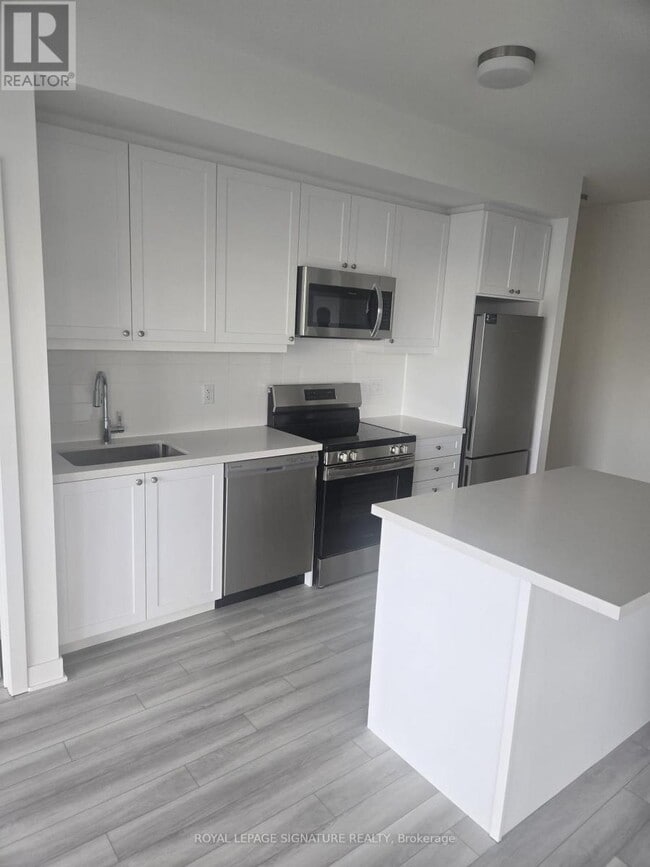 Photo - 51 Clarington Blvd Unité 105