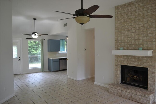 Photo - 2500 Cherrylawn Dr