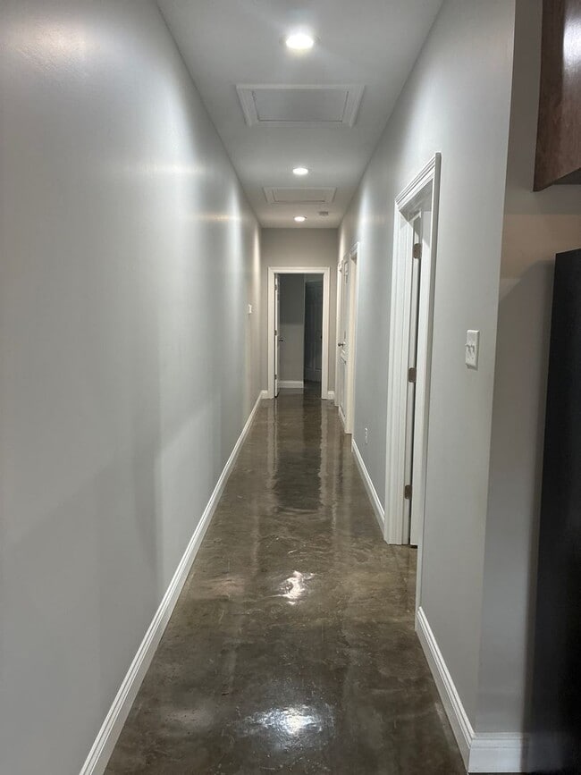 Photo - Duplex for lease