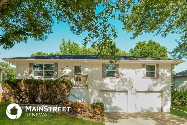 Building Photo - 1007 Colbern Dr