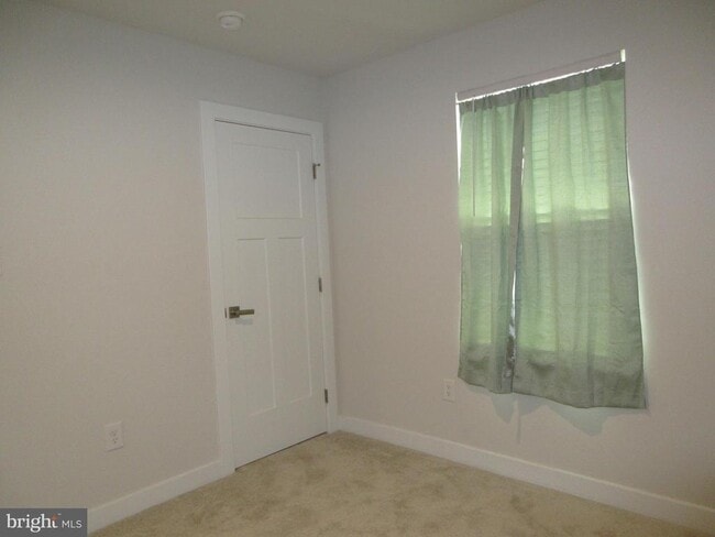 Photo - 383 Windflower Dr
