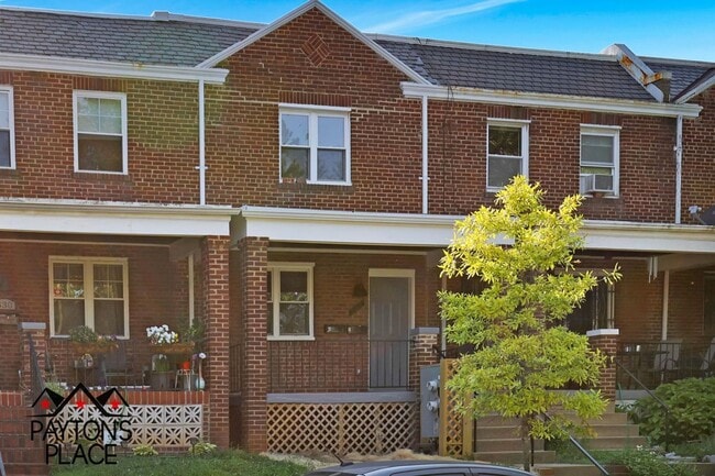 Building Photo - 332 19th St NE Unit B