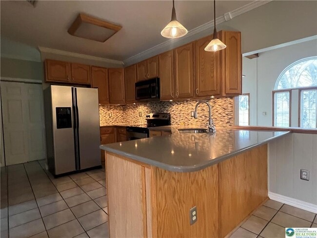 Photo - 760 Lloyd St