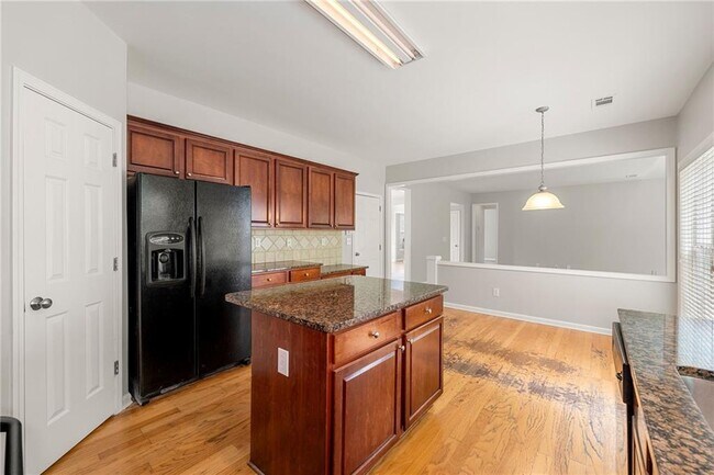 Photo - 28 Crystal Downs Way NE