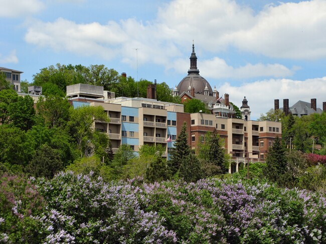 Irvine Park Walking Tour Map - Saint Paul Mansions