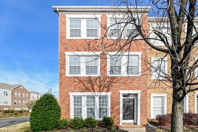 Photo - 9167 Lenox Pointe Dr Townhome