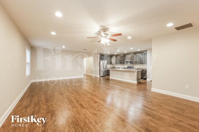 Photo - 97 Orlando Blvd