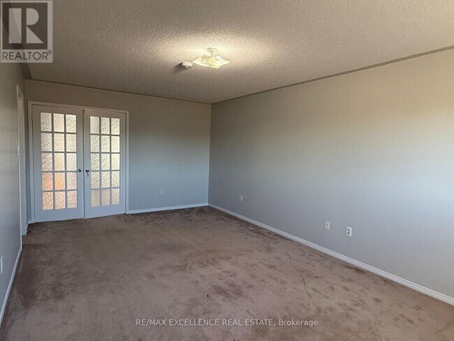 Photo - 6 Corvette Ct