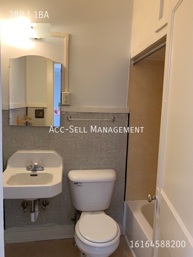 Photo - 209 Valley Ave NW Unit 1