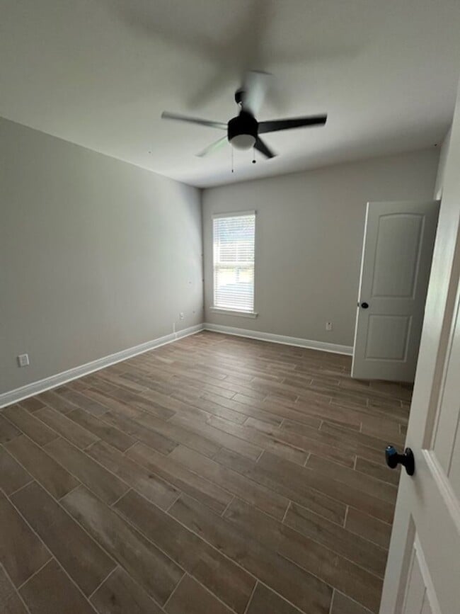 Photo - Beautiful Executive home in Hammock Bay with fenced backyard