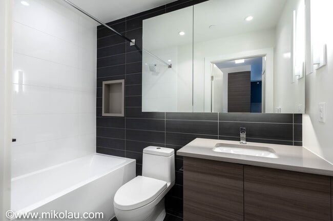 Photo - 3438 W Sawmill Cres