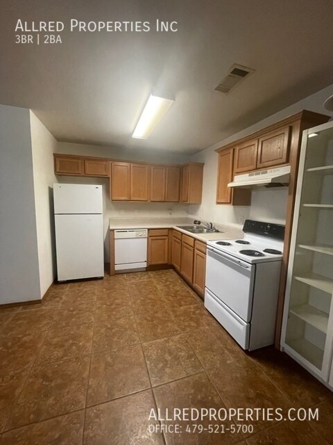 Photo - 317 E Asher Ct