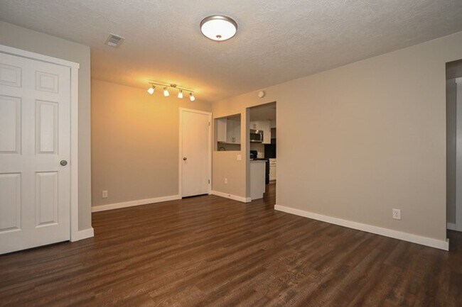 1911 Bowling Ave Unidad 2