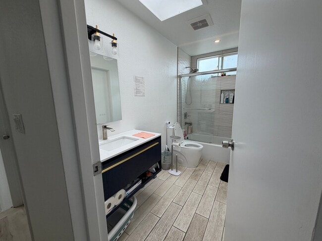 Photo - 12 Parkside Ave