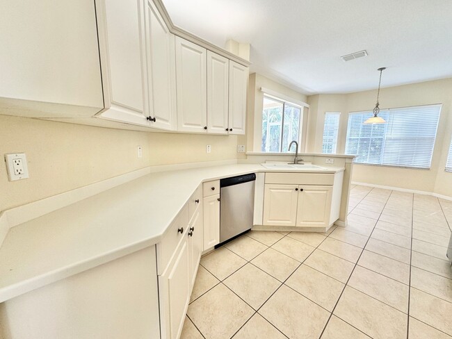 Photo - ** HUNTERS RIDGE ** 3 BED 2 BATH ** ANNUAL... Condo