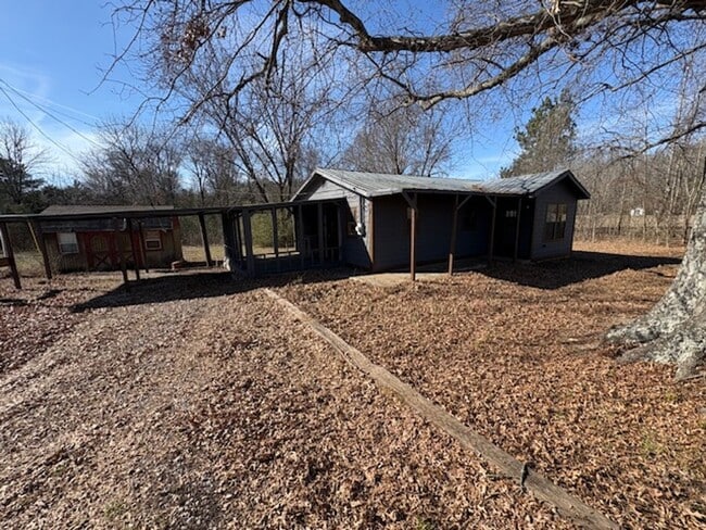 Photo - Renovated 1 Bedroom 1 Bath Home on 1 Acre!