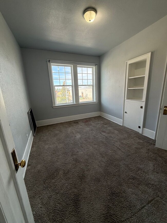 Photo - 1002 S Montana St Unit 1002 S Montana #D