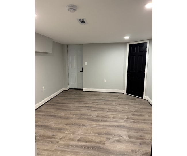 2936 Mosher St Unidad BA AVAILABLE $500 BA