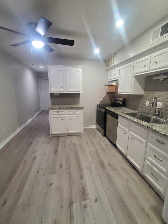 Photo - 12900 Walden Rd