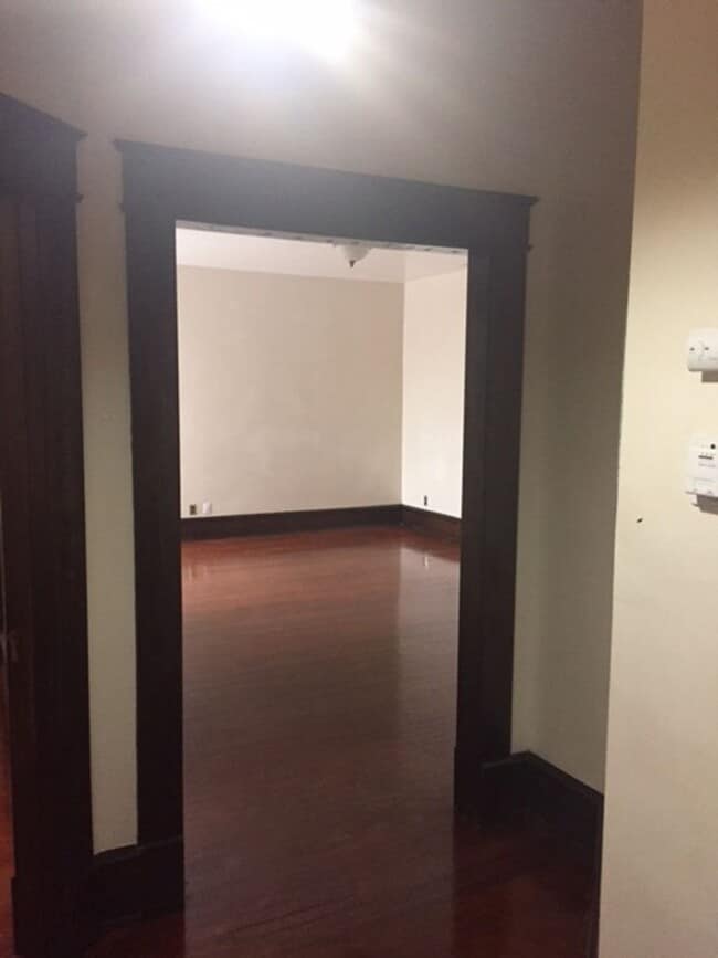 Photo - 627 1/2 8th Ave