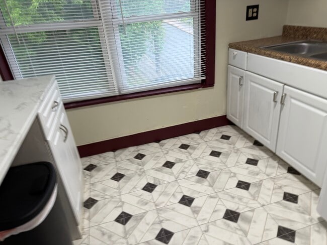 Building Photo - 51 Front St