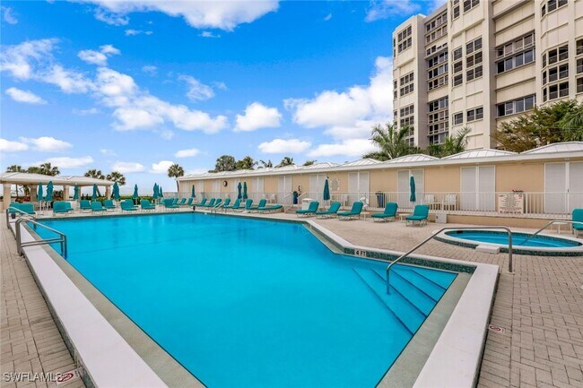 Building Photo - 4041 Gulf Shore Blvd N Unit 204