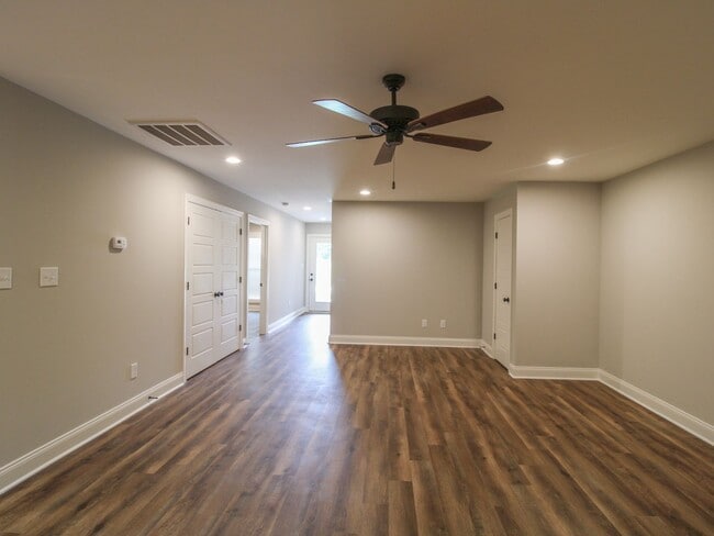 Photo - Lucas Ferry Town Homes!  Cable, Internet &...