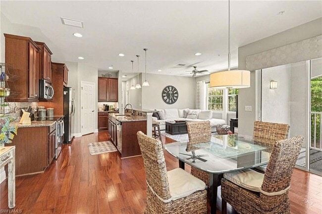 23440 Alamanda Dr