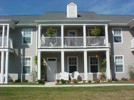 Photo - 303 Russell Dr