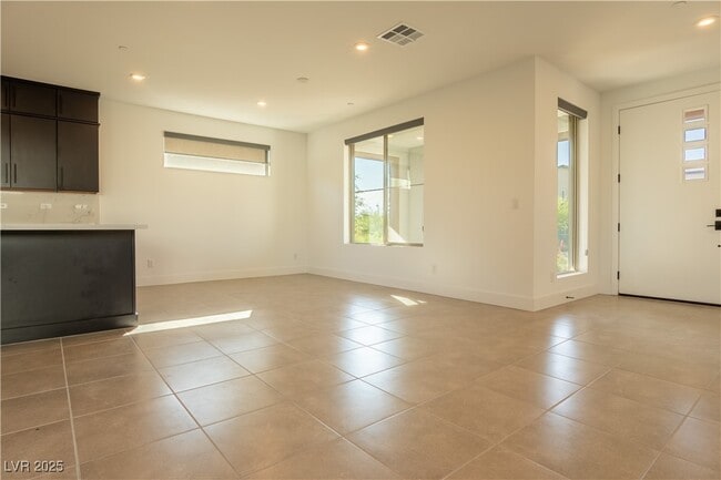 Photo - 3248 Waterstone Ave
