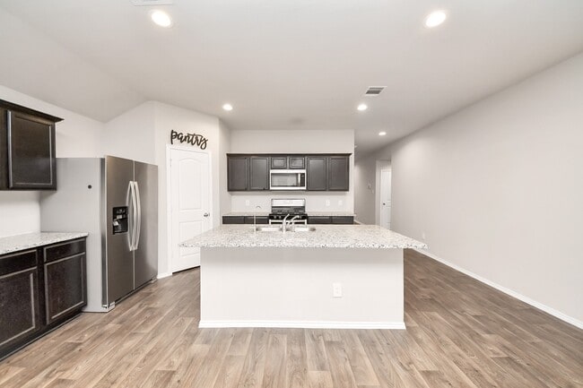 Photo - 40522 Winter Grass Bnd