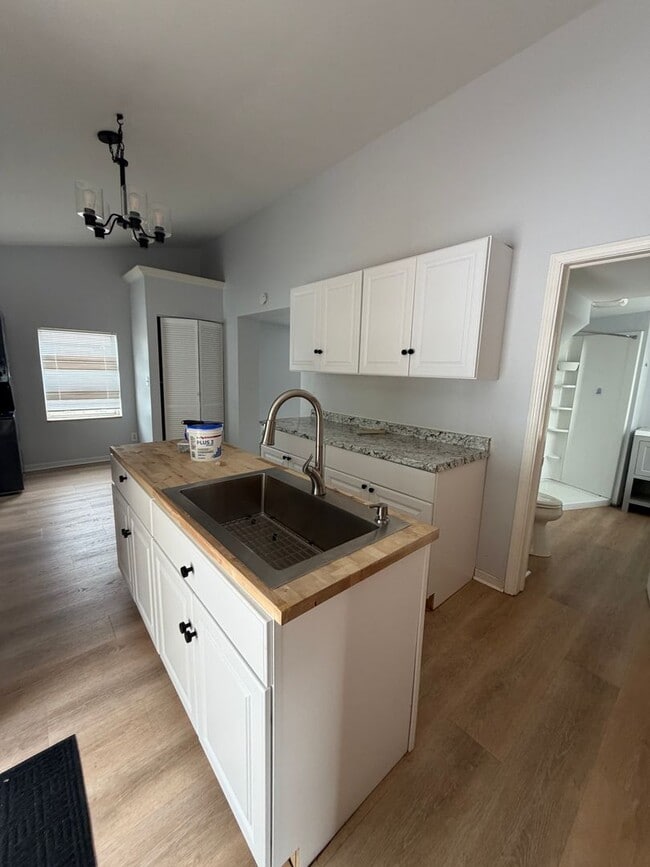 Photo - Charming 2 Bedroom, 1 Bathroom Home Available Now in Salem Lakes