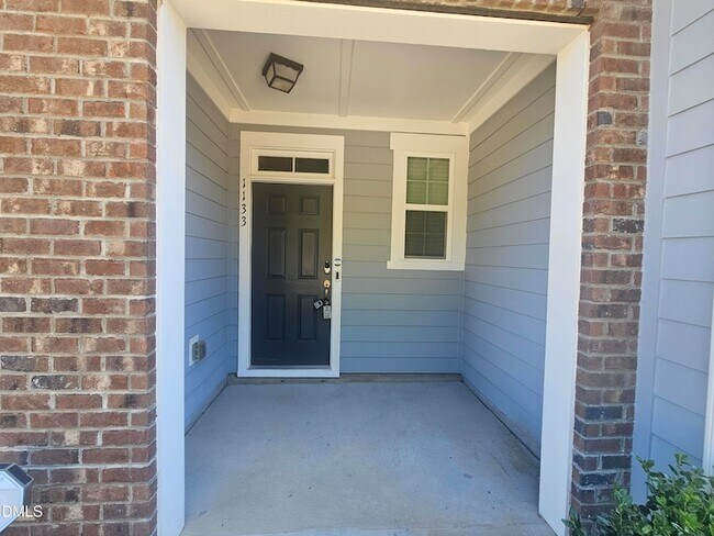 1133 Little Gem Ln