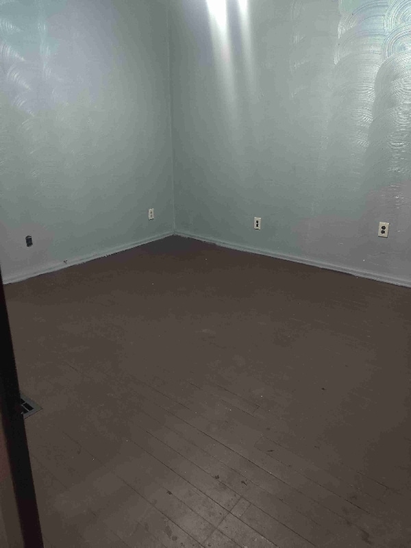 Building Photo - 180 David St Rental