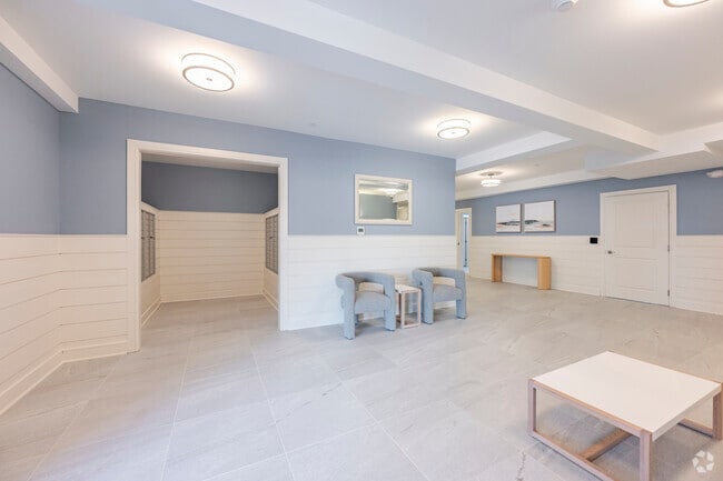 410 Washington Ave - Lobby - 410 Wave